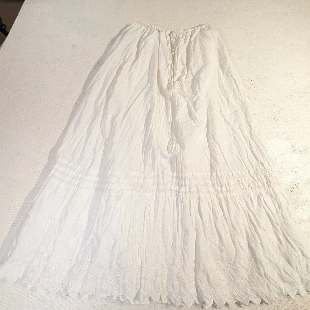 Vintage Boho Eyelet Skirt 26x30 White‎ Cotton Tiered Prairie READ